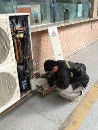 三菱空调检查维修